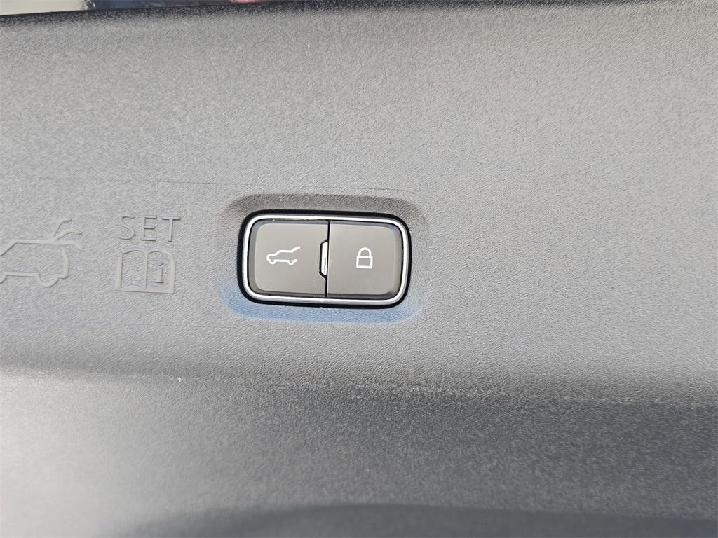 new 2026 Ford Expedition Max car, priced at $76,760