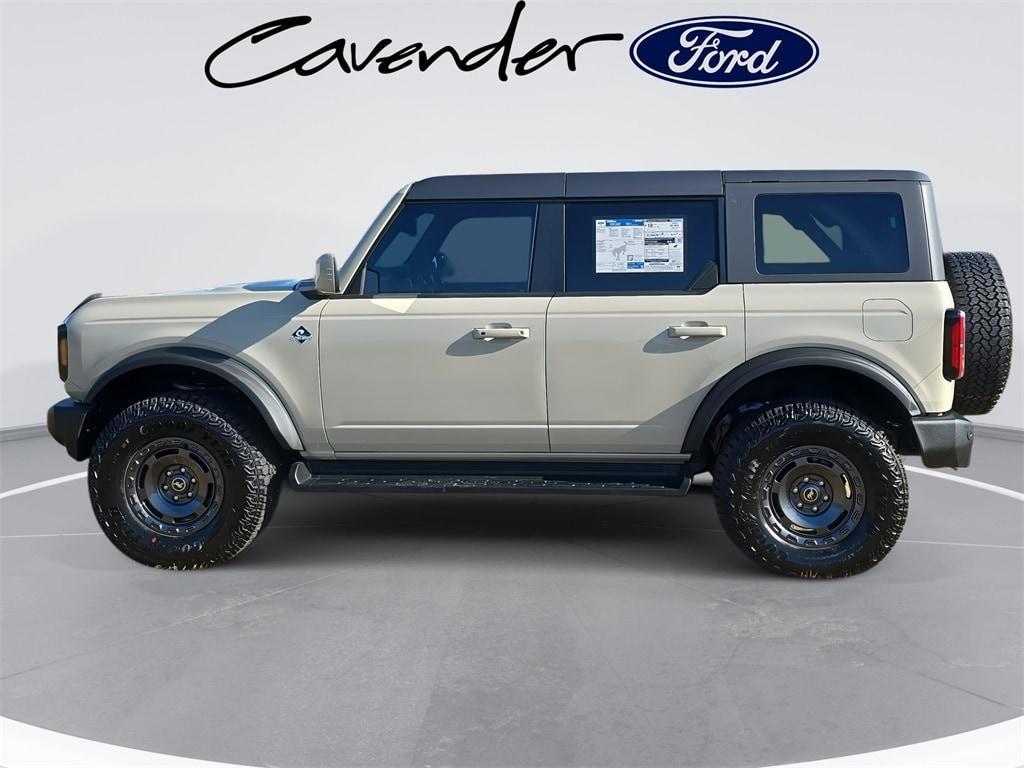 new 2025 Ford Bronco car, priced at $54,556