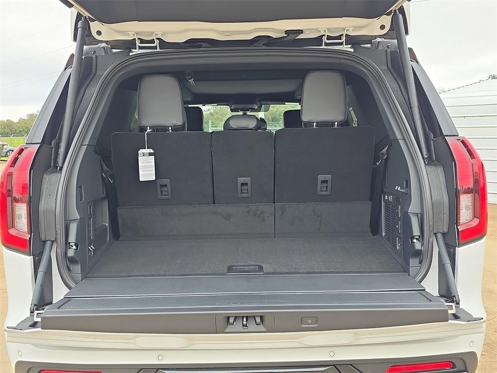 new 2025 Ford Expedition car, priced at $79,498