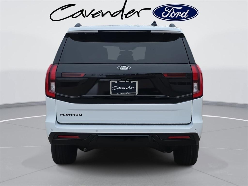 new 2025 Ford Expedition car, priced at $79,498