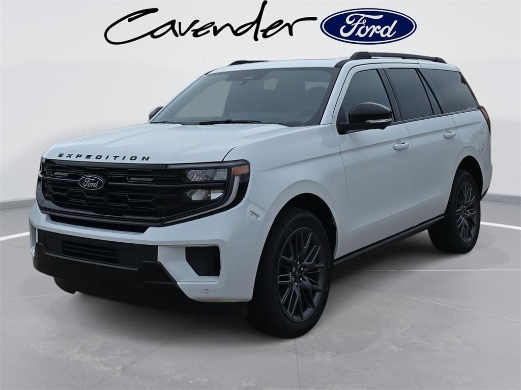 new 2025 Ford Expedition car, priced at $79,498
