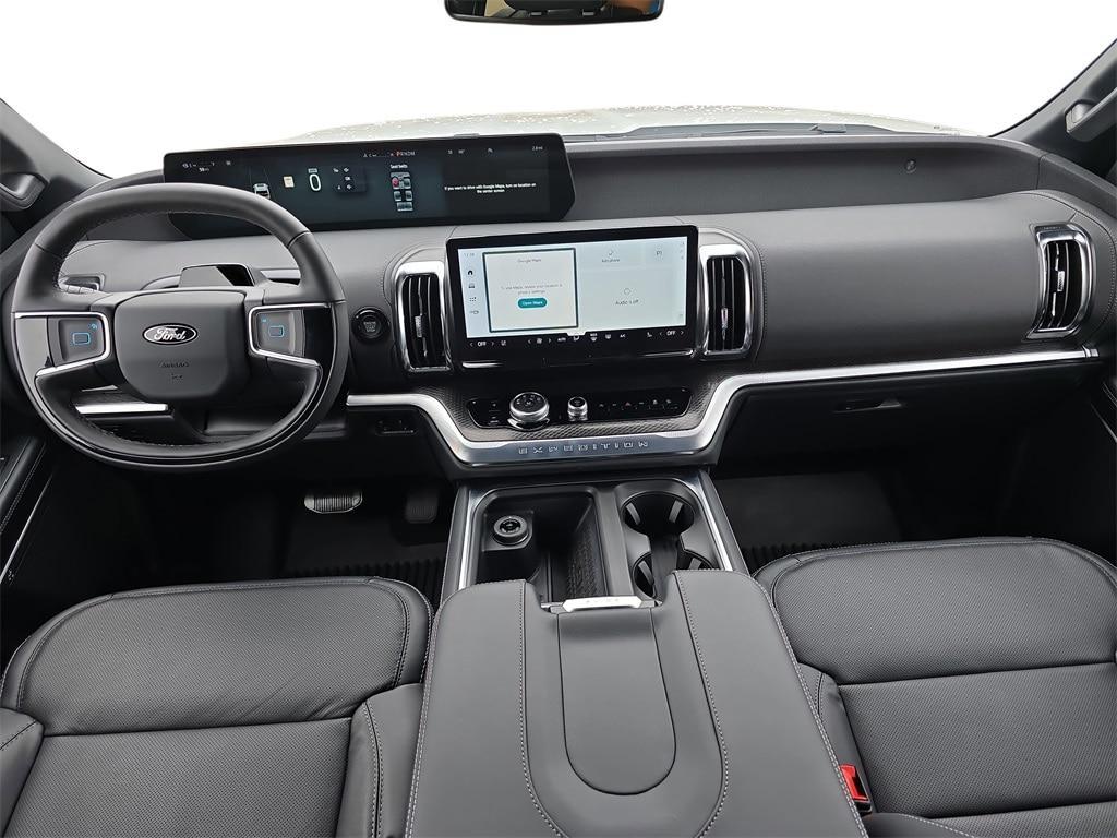new 2025 Ford Expedition car, priced at $79,498