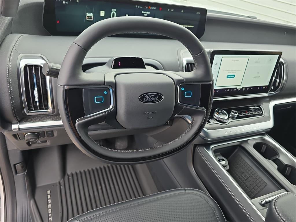 new 2025 Ford Expedition car, priced at $79,498