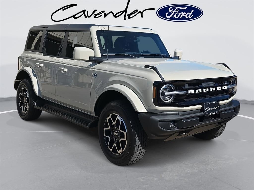 new 2025 Ford Bronco car, priced at $50,799