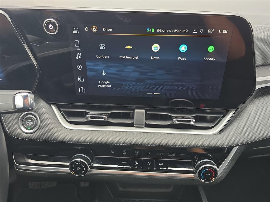 used 2025 Chevrolet Equinox car, priced at $24,497