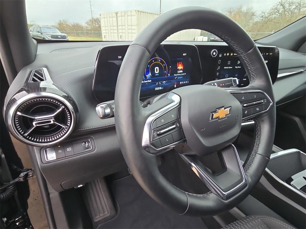 used 2025 Chevrolet Equinox car, priced at $24,497