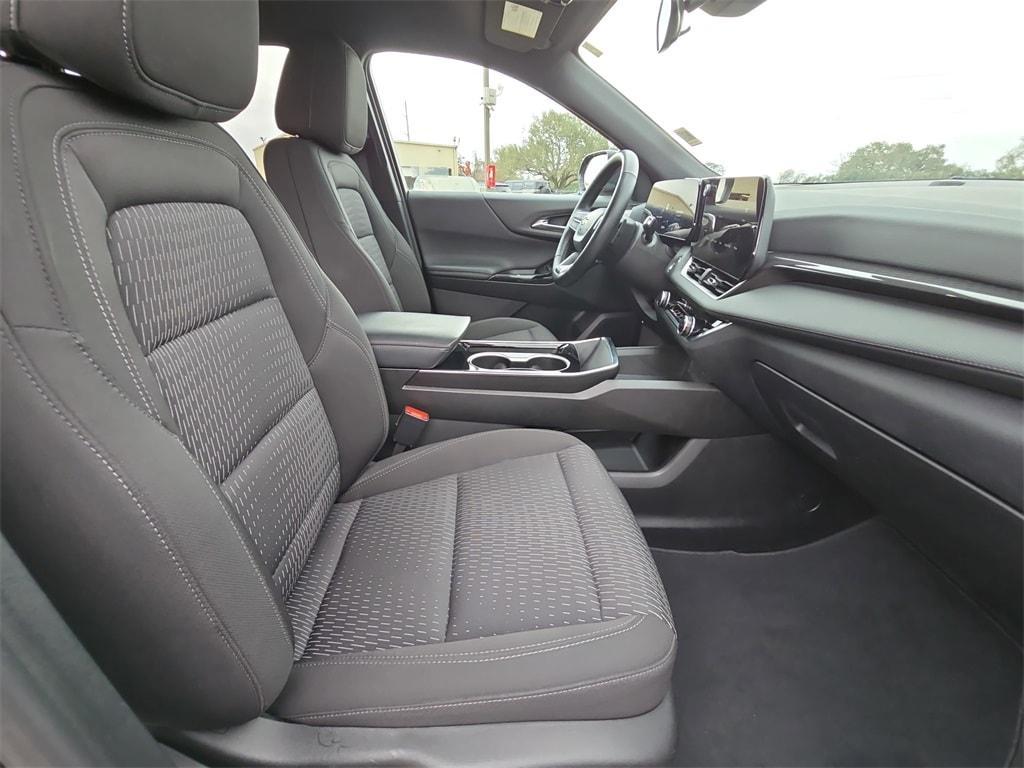 used 2025 Chevrolet Equinox car, priced at $24,497