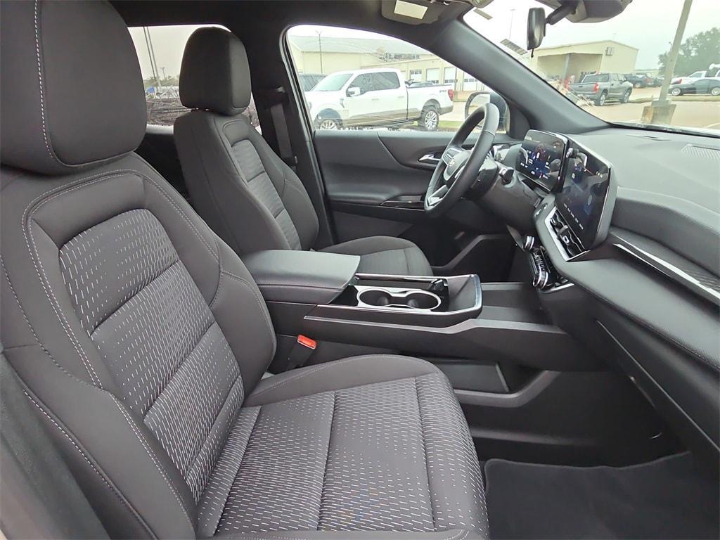 used 2025 Chevrolet Equinox car, priced at $24,662