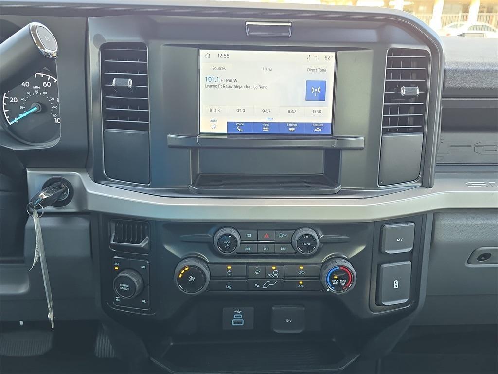 new 2025 Ford F-350 car, priced at $53,991