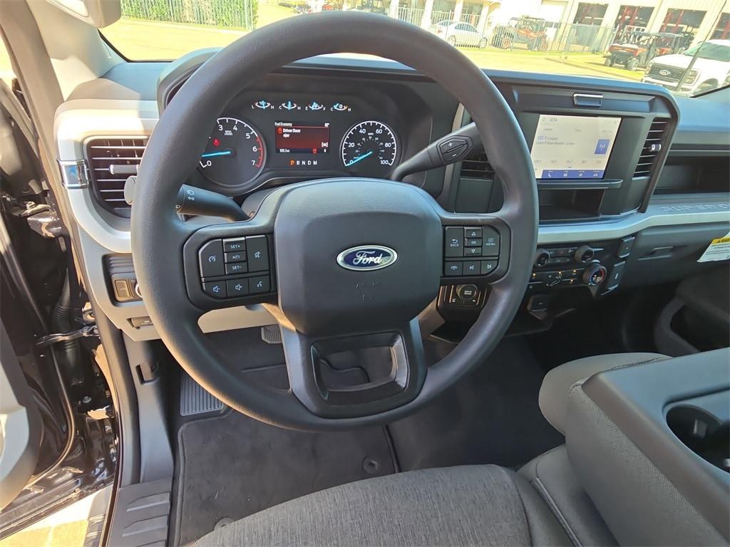 new 2025 Ford F-350 car, priced at $53,991