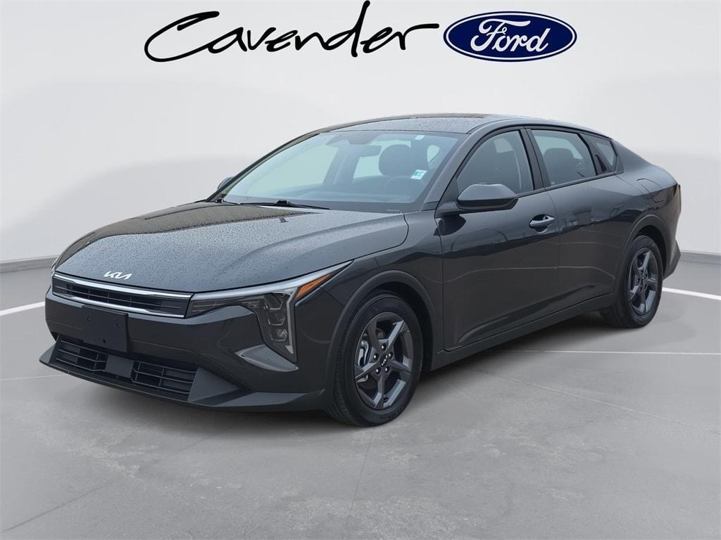 used 2025 Kia K4 car, priced at $21,797