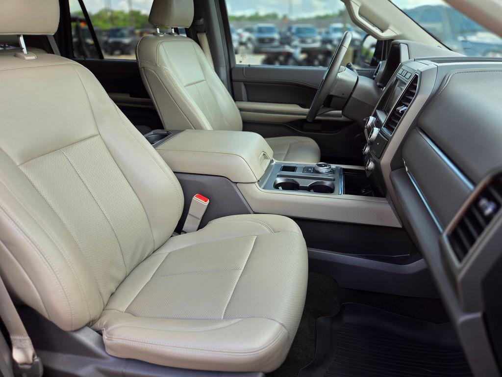 used 2021 Ford Expedition car, priced at $29,222
