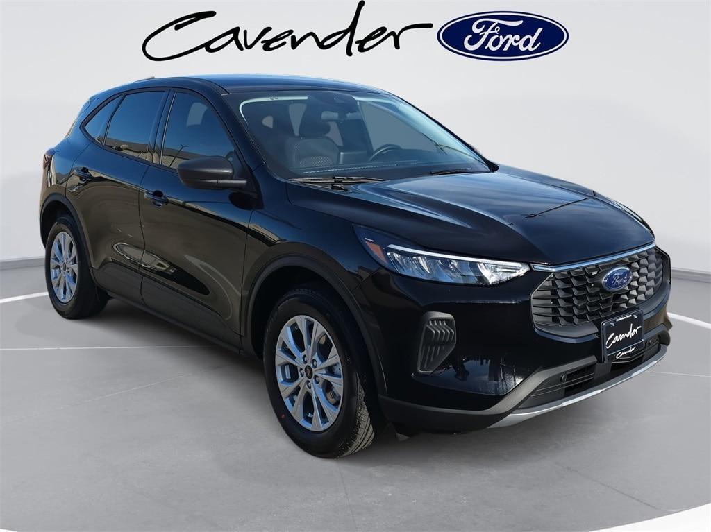new 2026 Ford Escape car, priced at $25,638