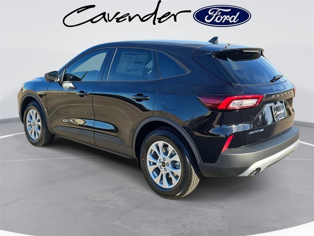 new 2026 Ford Escape car, priced at $25,638