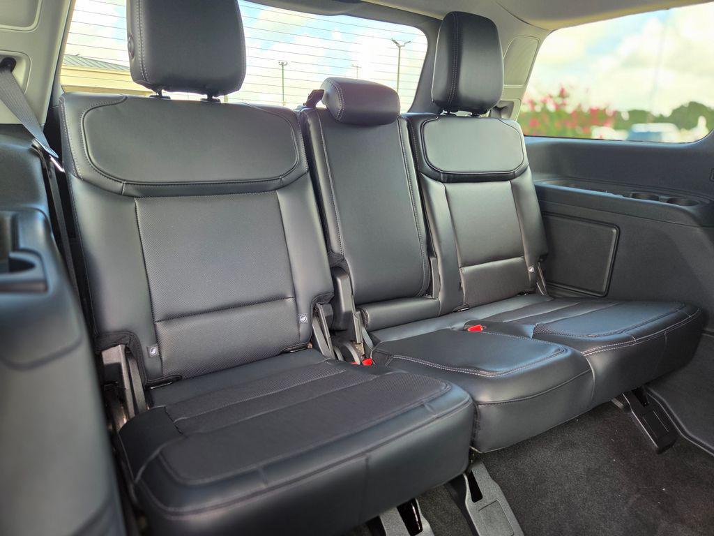 new 2026 Ford Expedition car, priced at $75,433