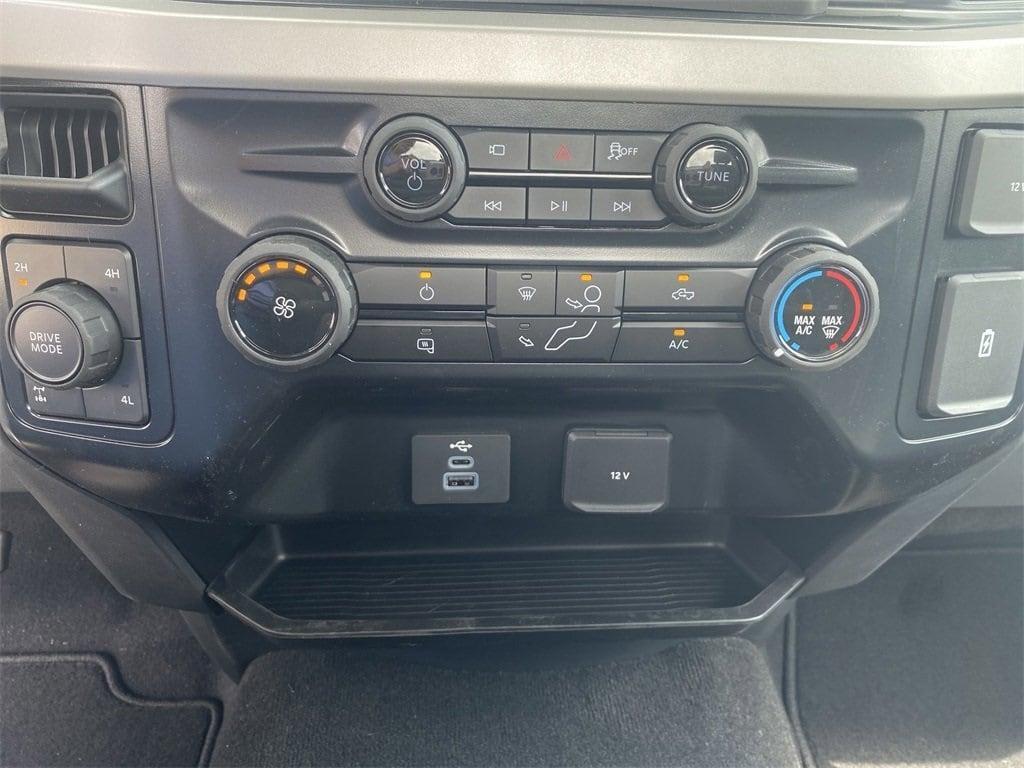 new 2025 Ford F-350 car, priced at $49,284