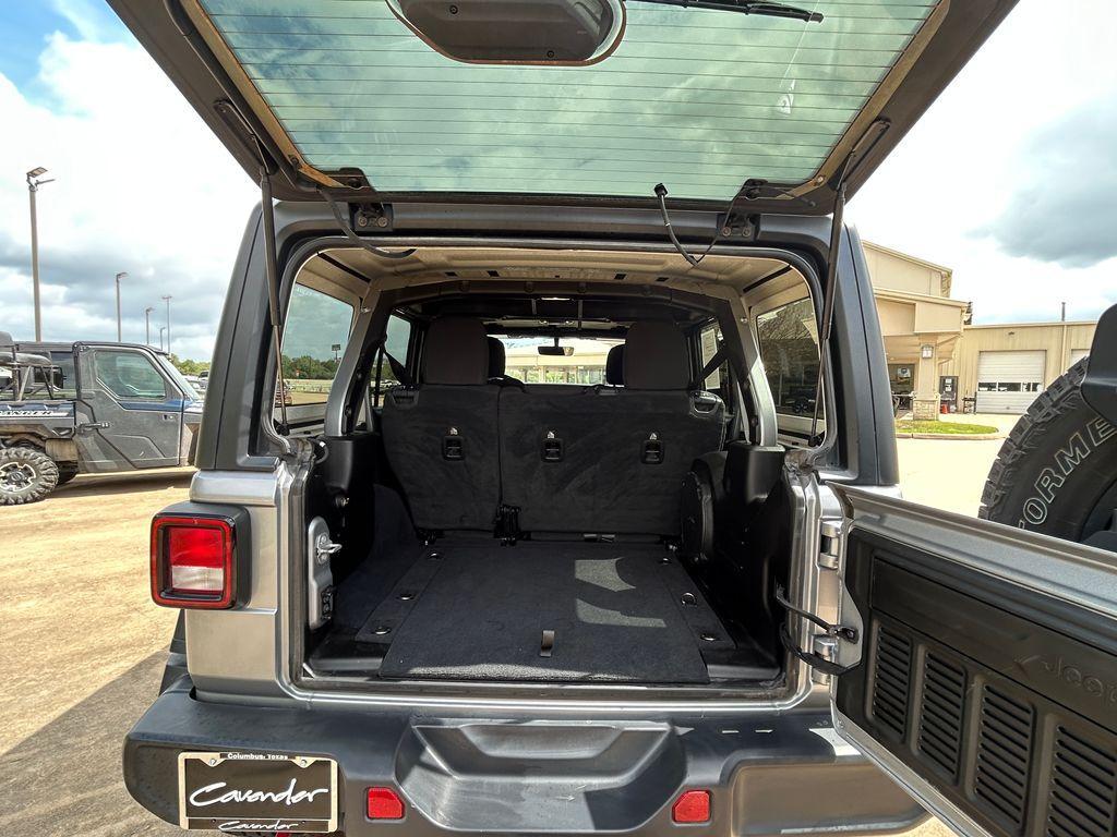 used 2020 Jeep Wrangler Unlimited car, priced at $29,402