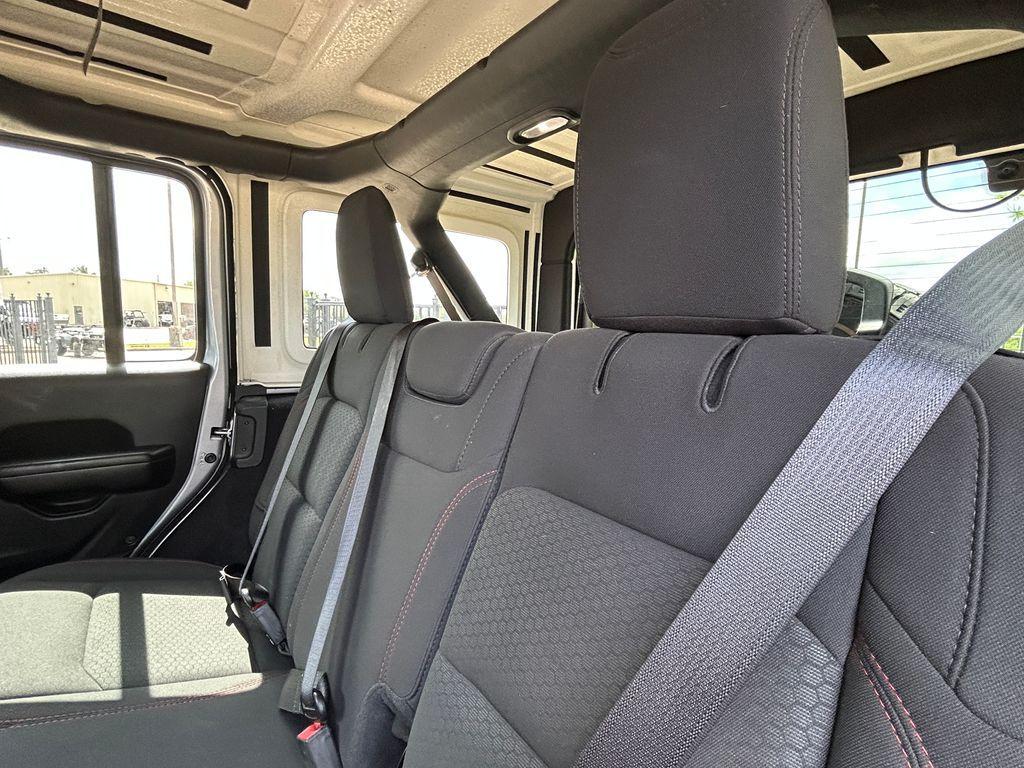 used 2020 Jeep Wrangler Unlimited car, priced at $29,402