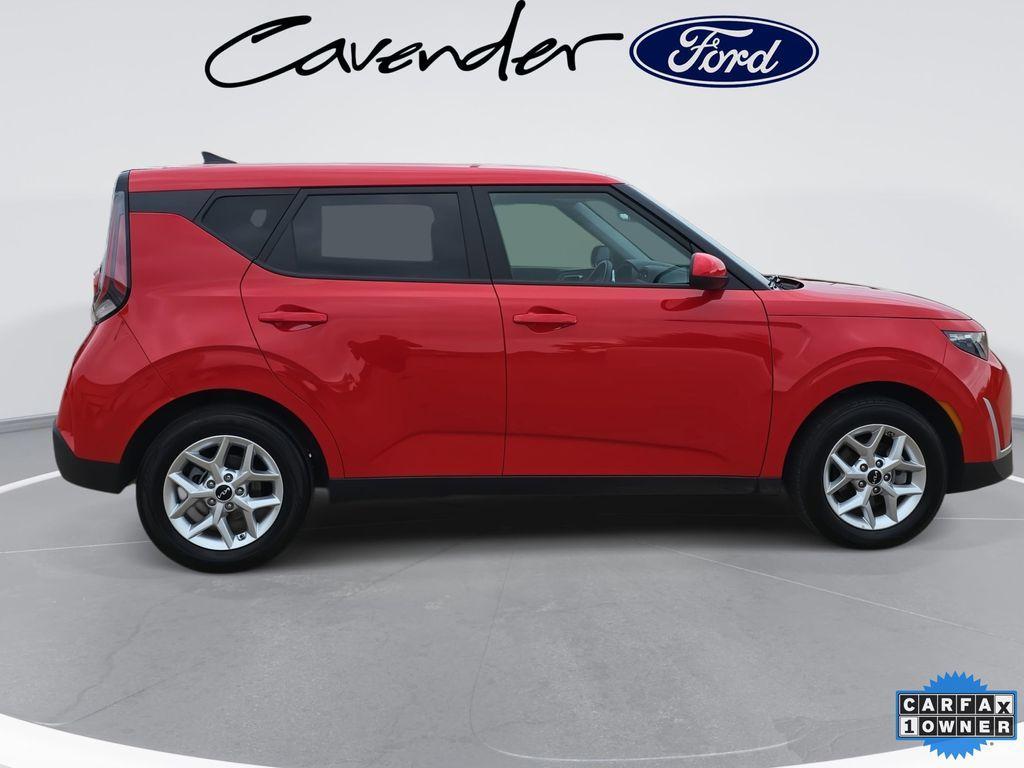 used 2025 Kia Soul car, priced at $18,222