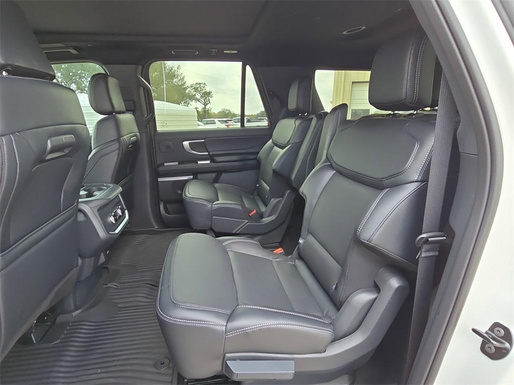 new 2025 Ford Expedition Max car, priced at $82,275