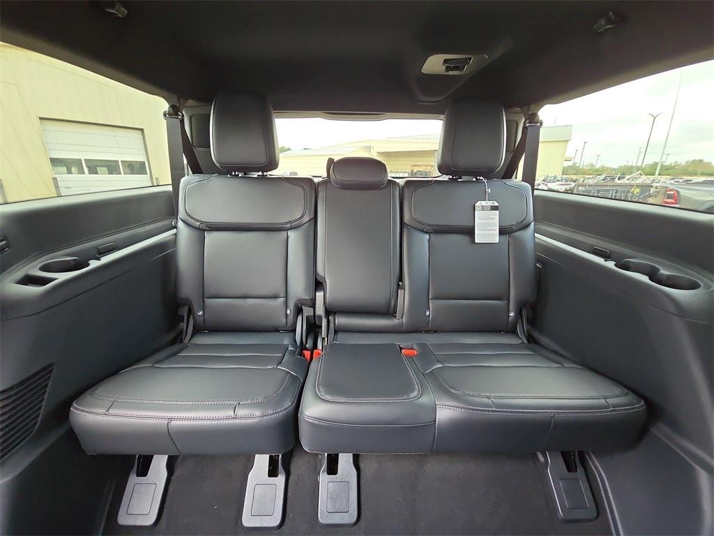 new 2025 Ford Expedition Max car, priced at $82,275