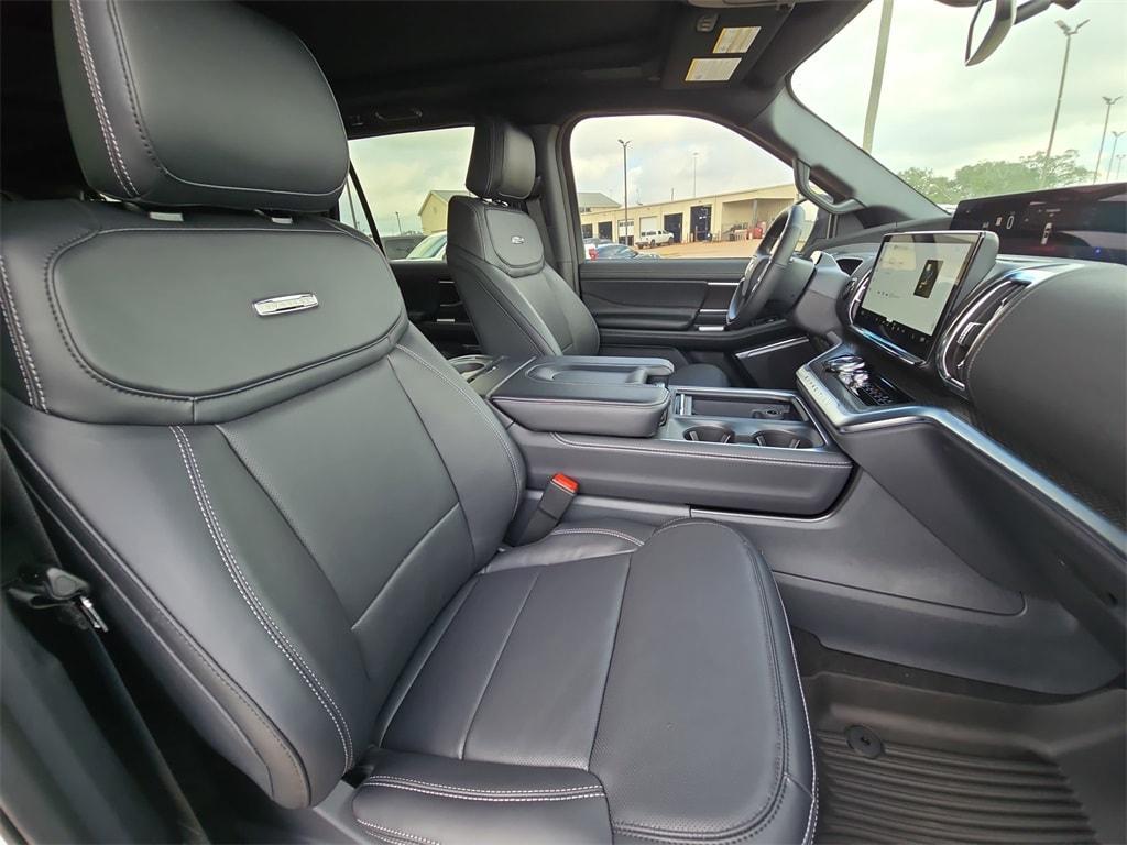 new 2025 Ford Expedition Max car, priced at $82,275