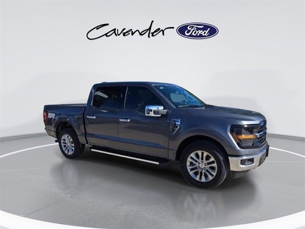 new 2025 Ford F-150 car, priced at $49,734