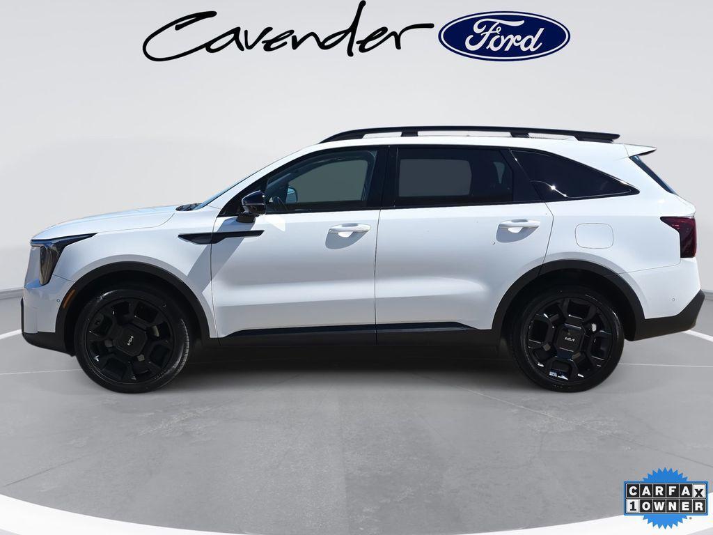 used 2024 Kia Sorento car, priced at $30,722
