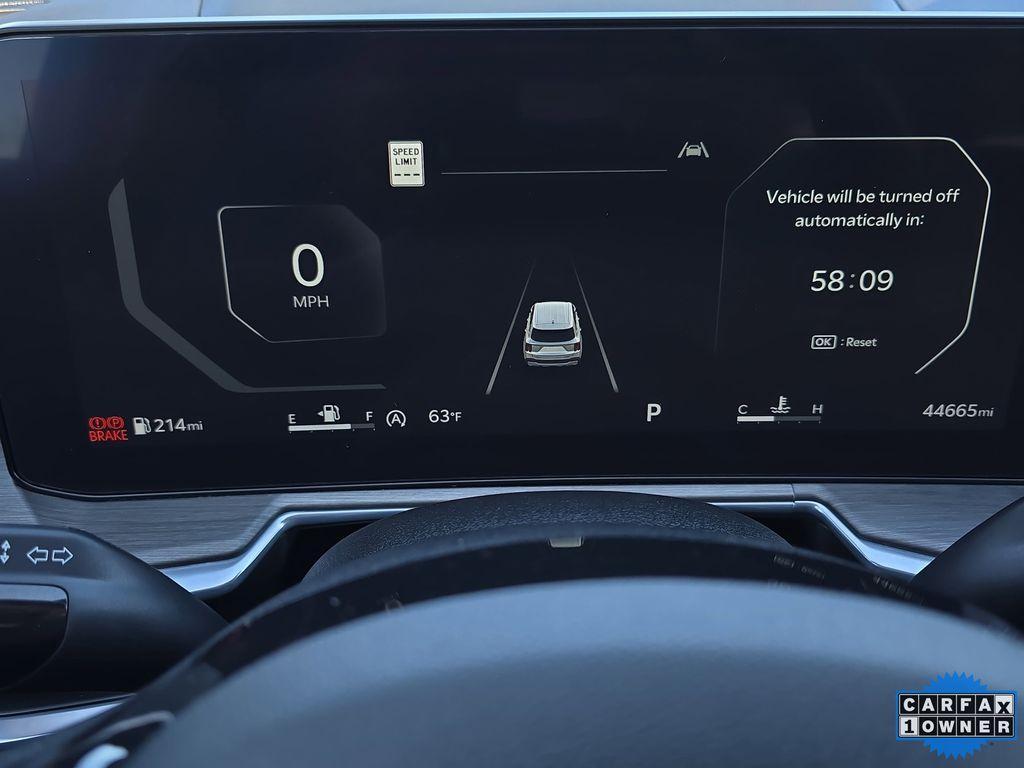 used 2024 Kia Sorento car, priced at $30,722