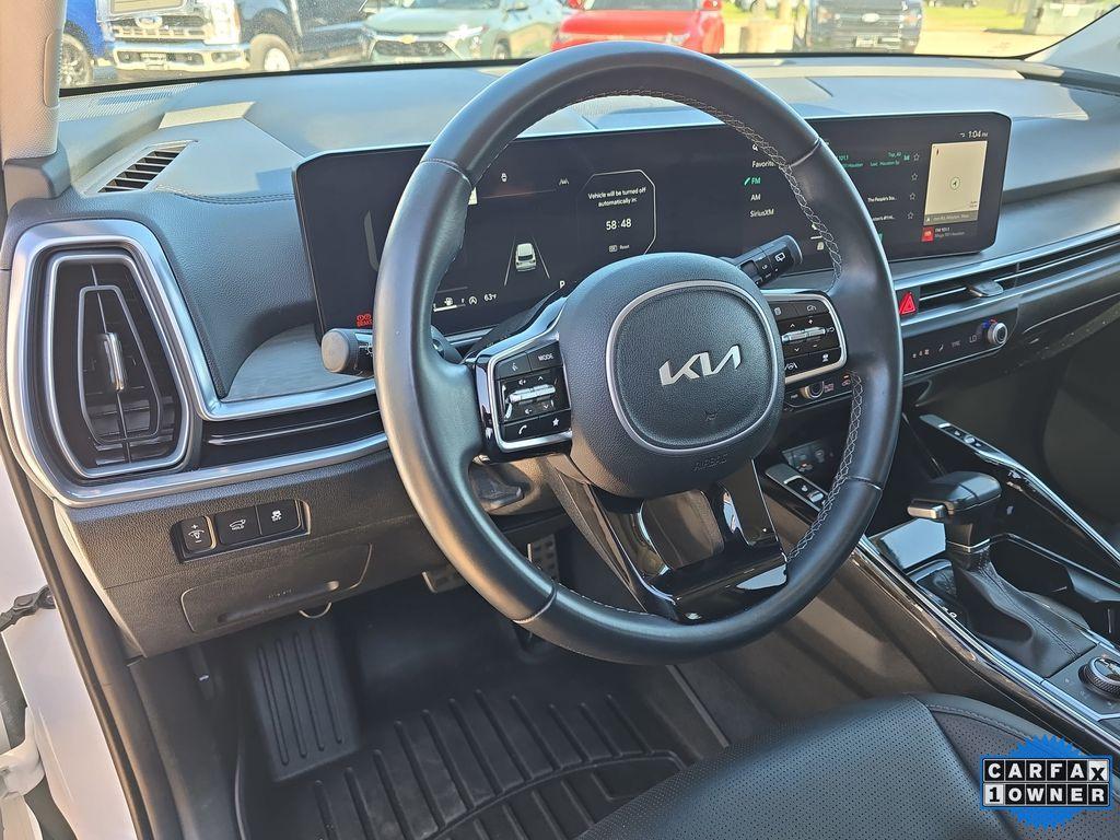 used 2024 Kia Sorento car, priced at $30,722