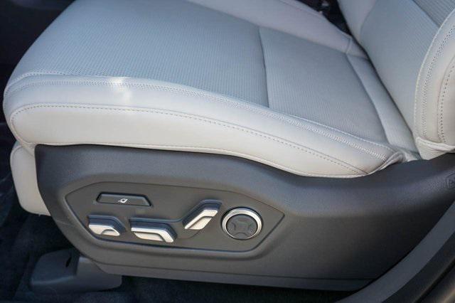 new 2026 Hyundai SANTA FE HEV car, priced at $45,870