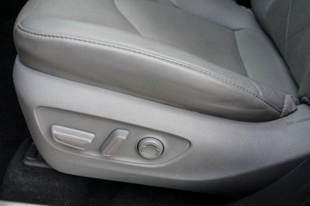 used 2021 Toyota Highlander car, priced at $34,589