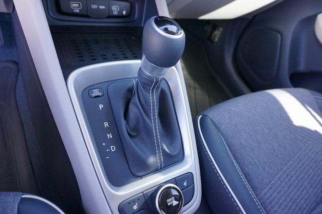 used 2025 Hyundai Venue car, priced at $22,879