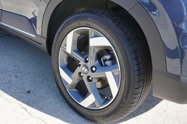used 2025 Hyundai Venue car, priced at $22,879