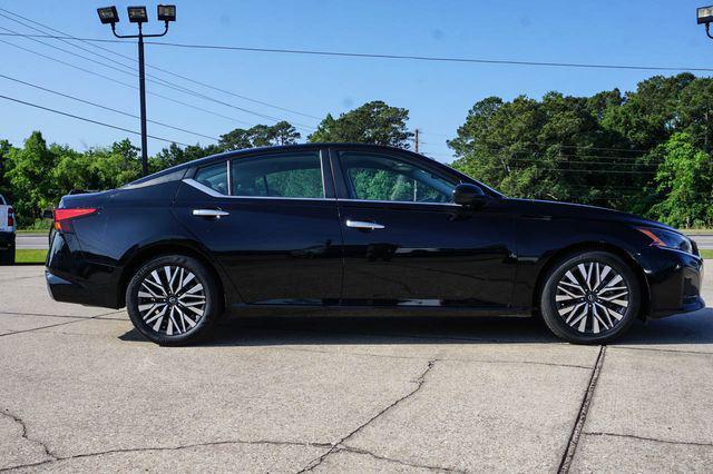 used 2024 Nissan Altima car, priced at $22,589