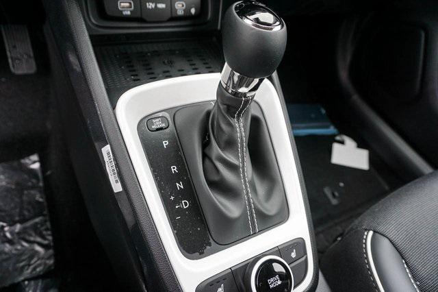 new 2026 Hyundai Venue car, priced at $24,995