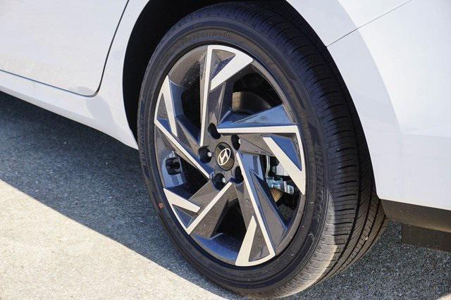 new 2025 Hyundai ELANTRA HEV car, priced at $26,840
