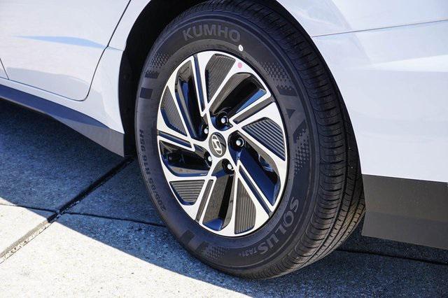 new 2026 Hyundai Sonata Hybrid car, priced at $29,345