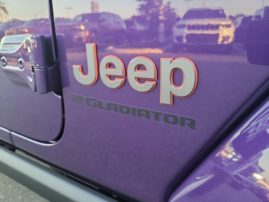 new 2026 Jeep Gladiator car, priced at $58,721