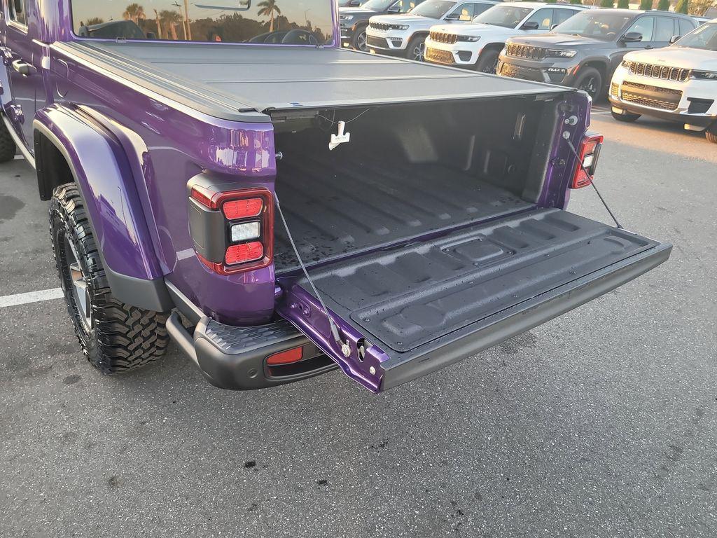 new 2026 Jeep Gladiator car, priced at $58,721
