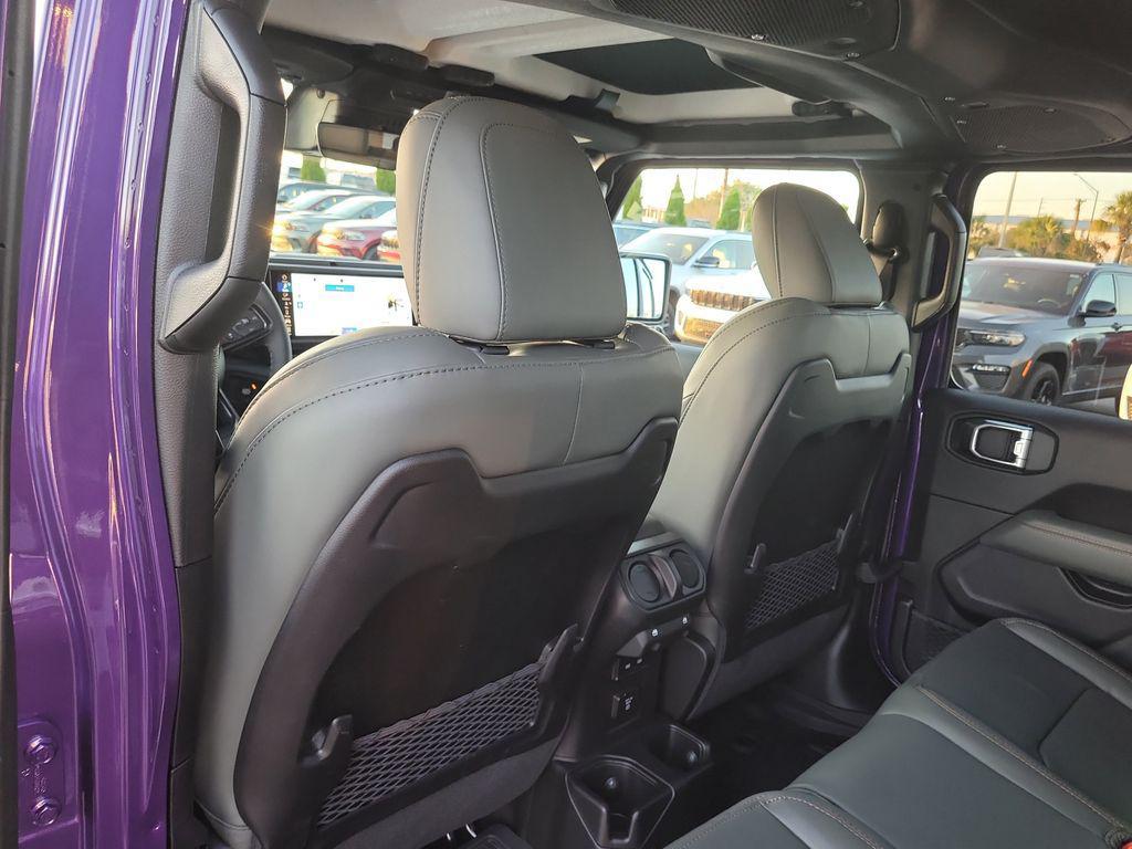 new 2026 Jeep Gladiator car, priced at $58,721