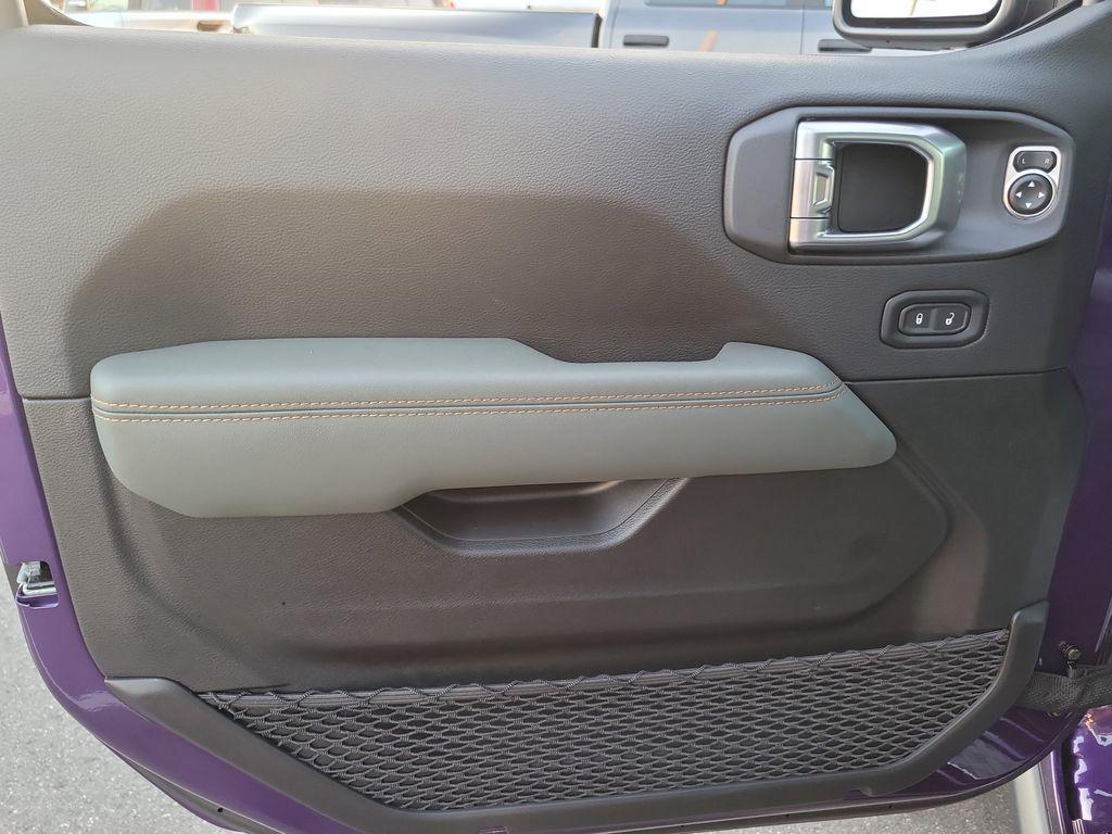 new 2026 Jeep Gladiator car, priced at $58,721