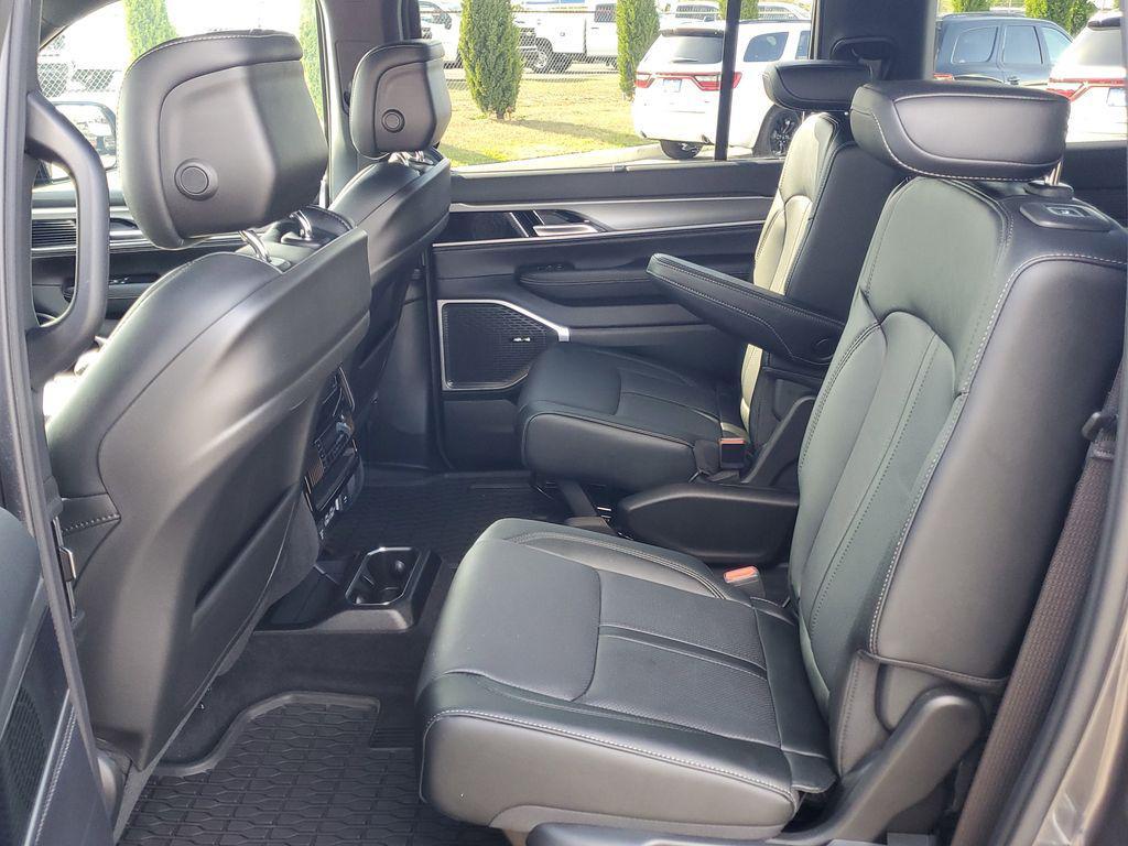 new 2025 Jeep Wagoneer car, priced at $68,179