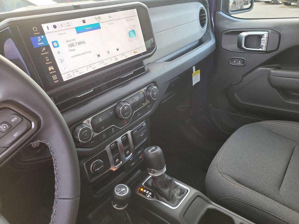 new 2026 Jeep Wrangler car, priced at $41,008