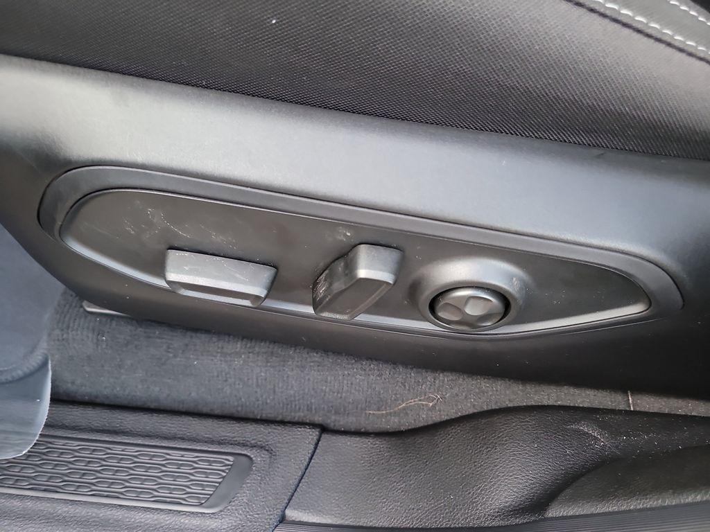 new 2025 Jeep Grand Cherokee car, priced at $33,788