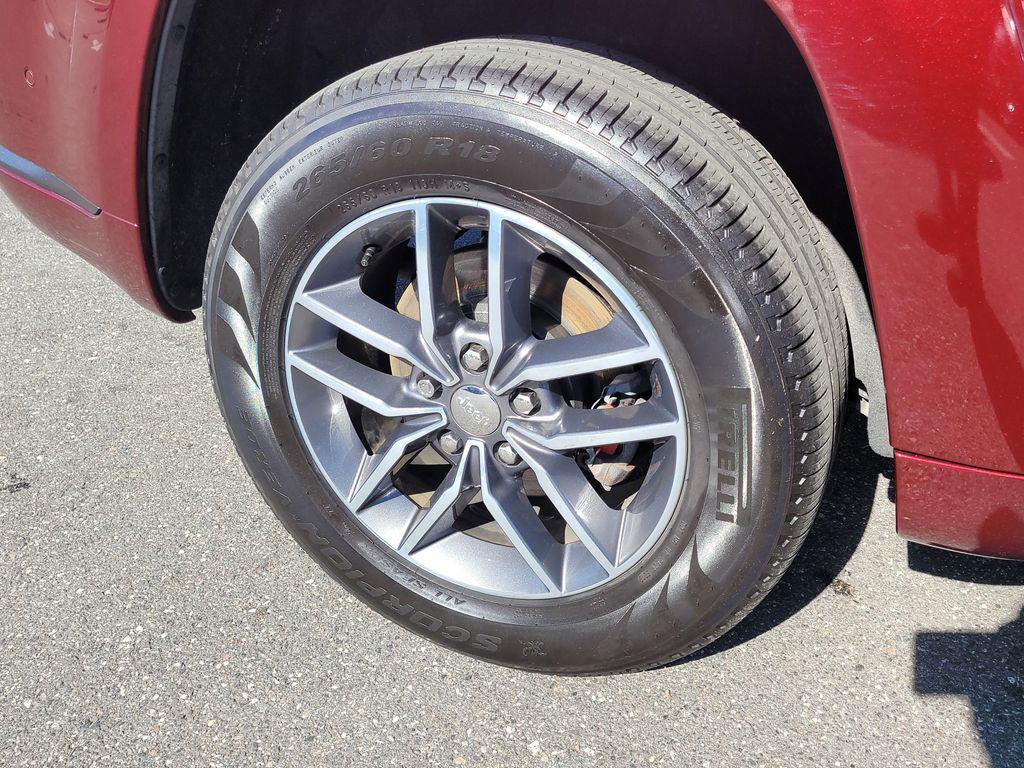 used 2020 Jeep Grand Cherokee car, priced at $20,287