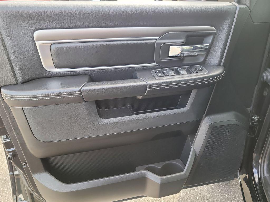 used 2022 Ram 1500 Classic car, priced at $29,965