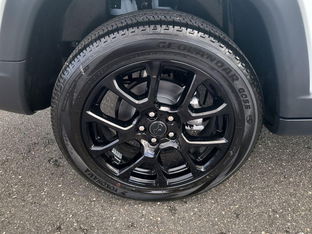 new 2026 Jeep Compass car, priced at $27,989