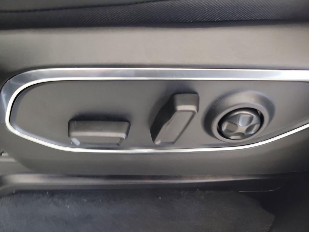 new 2026 Jeep Grand Wagoneer car, priced at $80,836