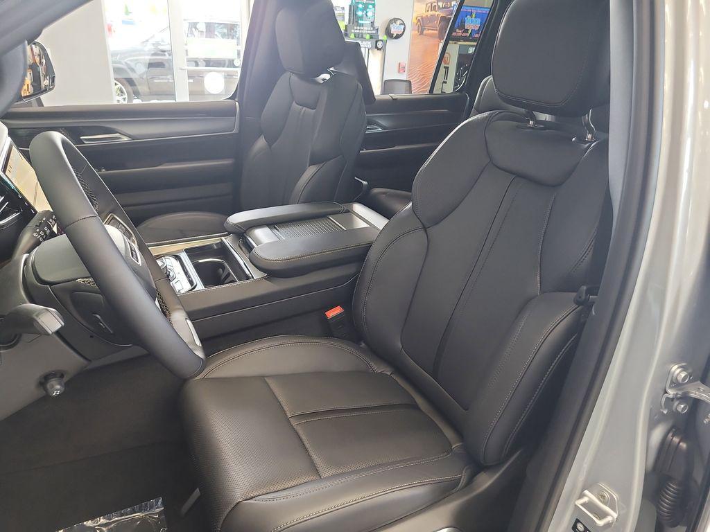 new 2026 Jeep Grand Wagoneer car, priced at $80,836